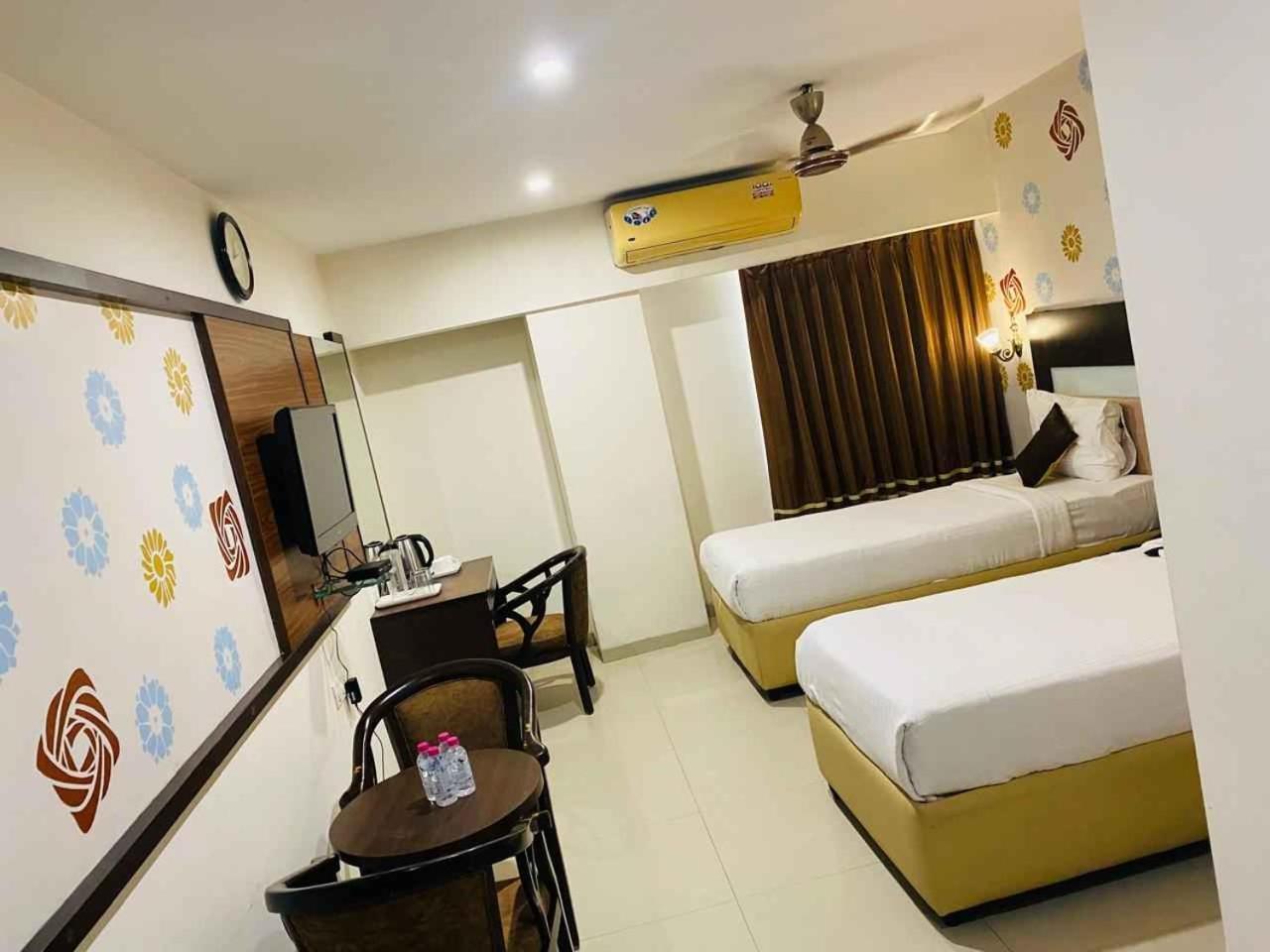 Hotel Sitara Grand L.B. Nagar Hyderabad Exterior foto
